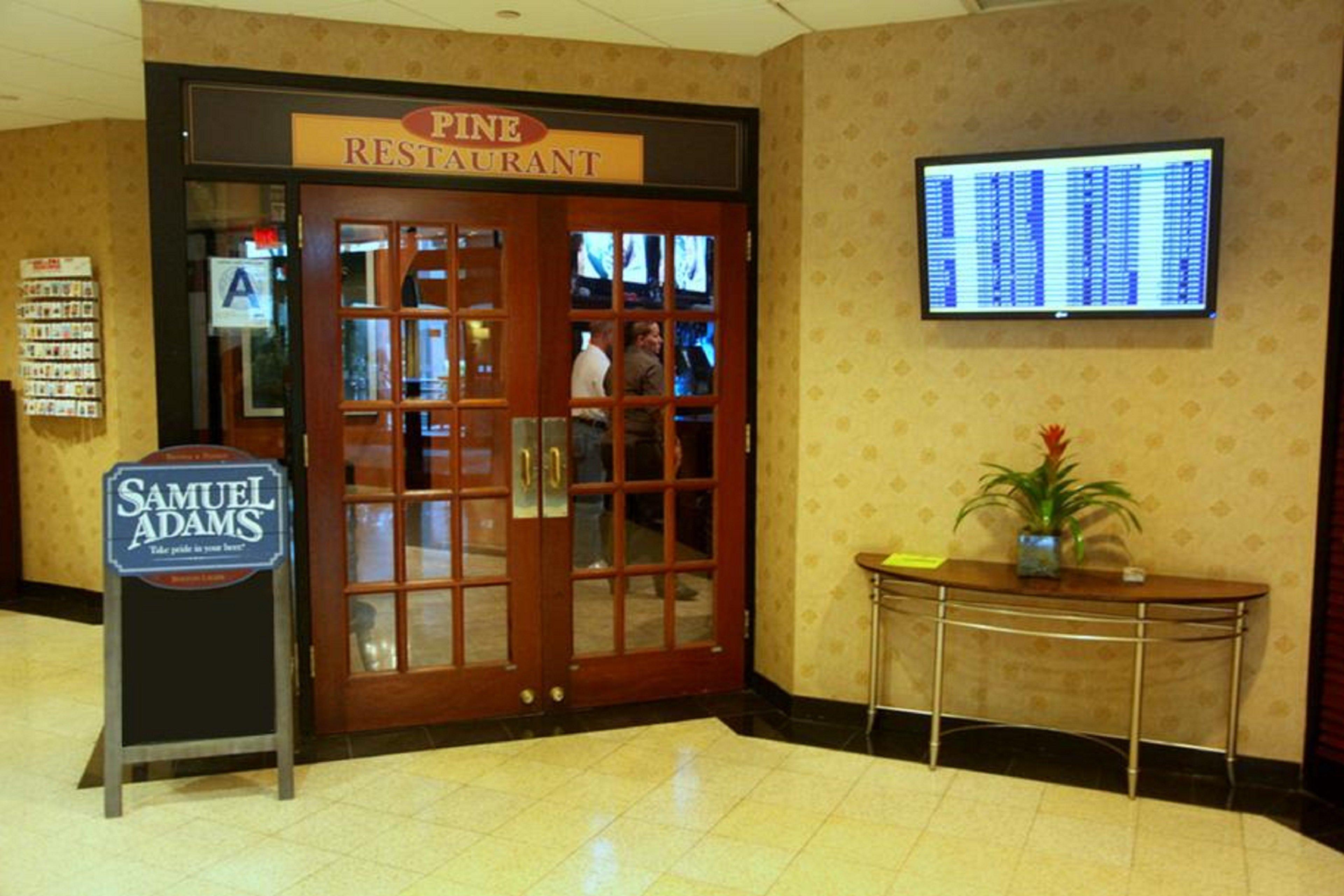 ניו יורק The Laguardia Hotel מראה חיצוני תמונה